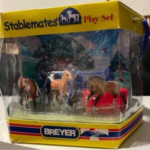 Breyer Stablemates Puppies and Foals Play Set -